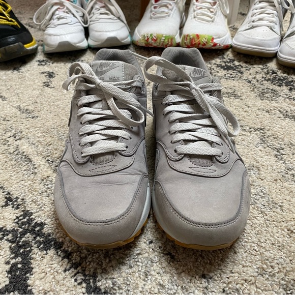 Nike Air Max 1 Premium Medium Grey and Gum - Picture 3 of 6